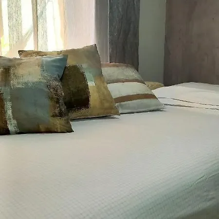 3p Piscina, Paz Y Patio Privado * フエンヒロラ