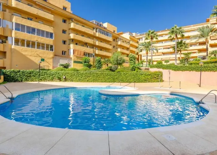 3p Piscina, Paz Y Patio Privado アパート